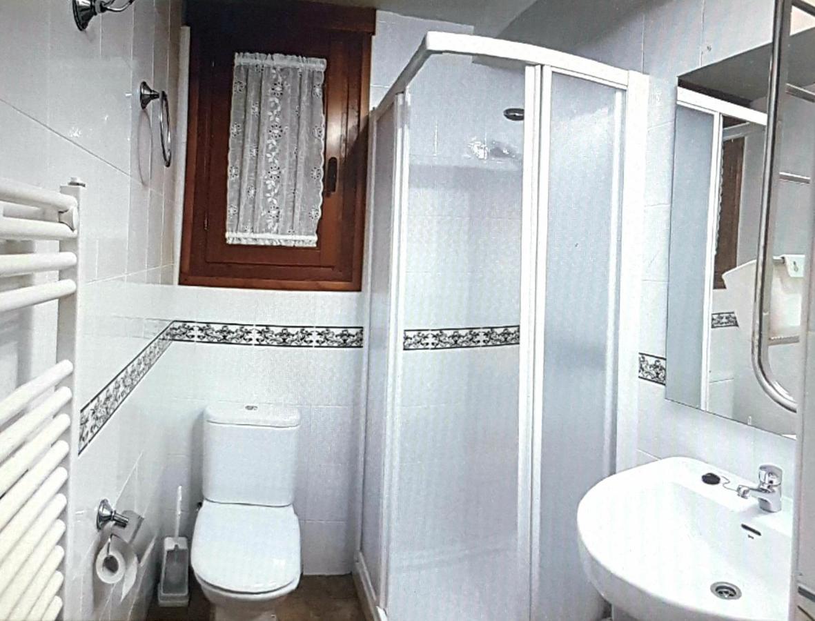 Casa Ortiz Apartment Nerin Bagian luar foto