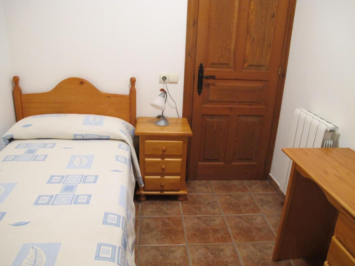 Casa Ortiz Apartment Nerin Bagian luar foto